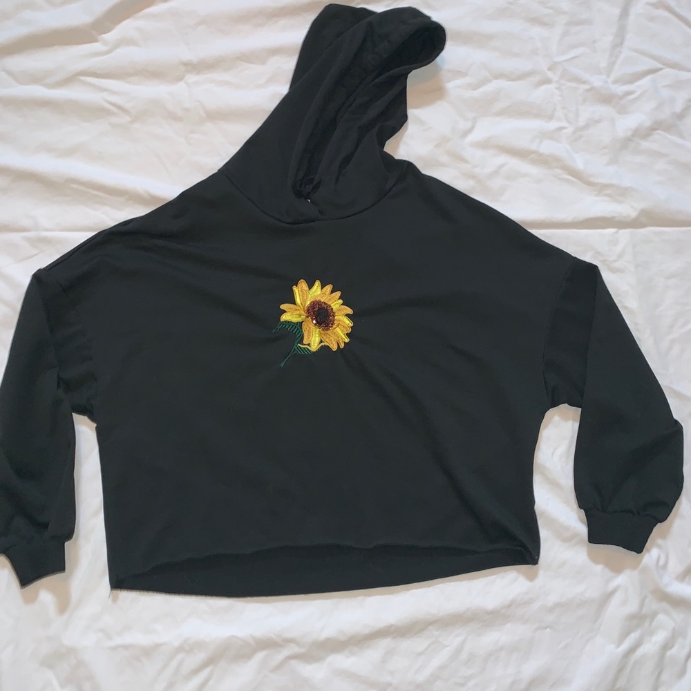 Cropped sweatshirt